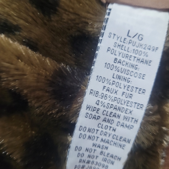 Chic Brown Leather Jacket with Silver Zipper - Picture 7 of 8